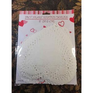8 Inch- 25 Count Heart Shaped White Doilies- NEW
